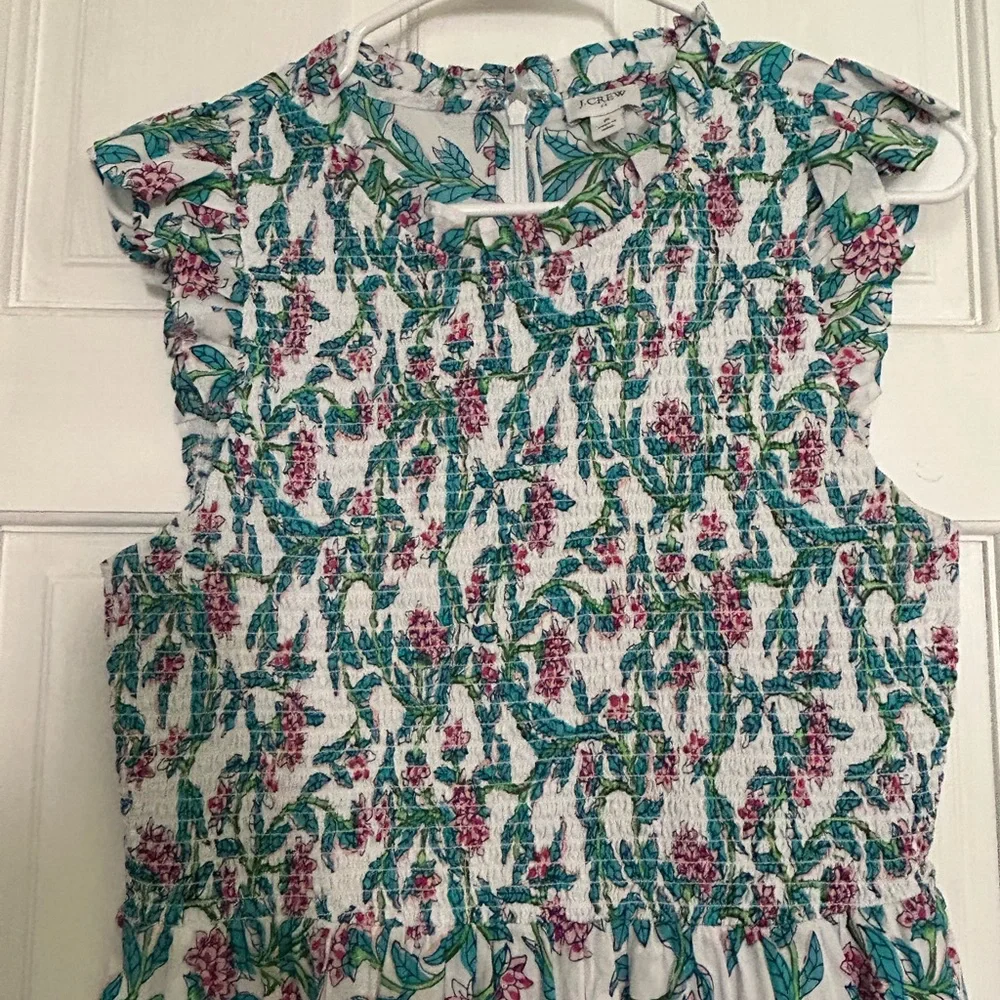 Floral Kids Dress in White and Green - Picture 2 of 4